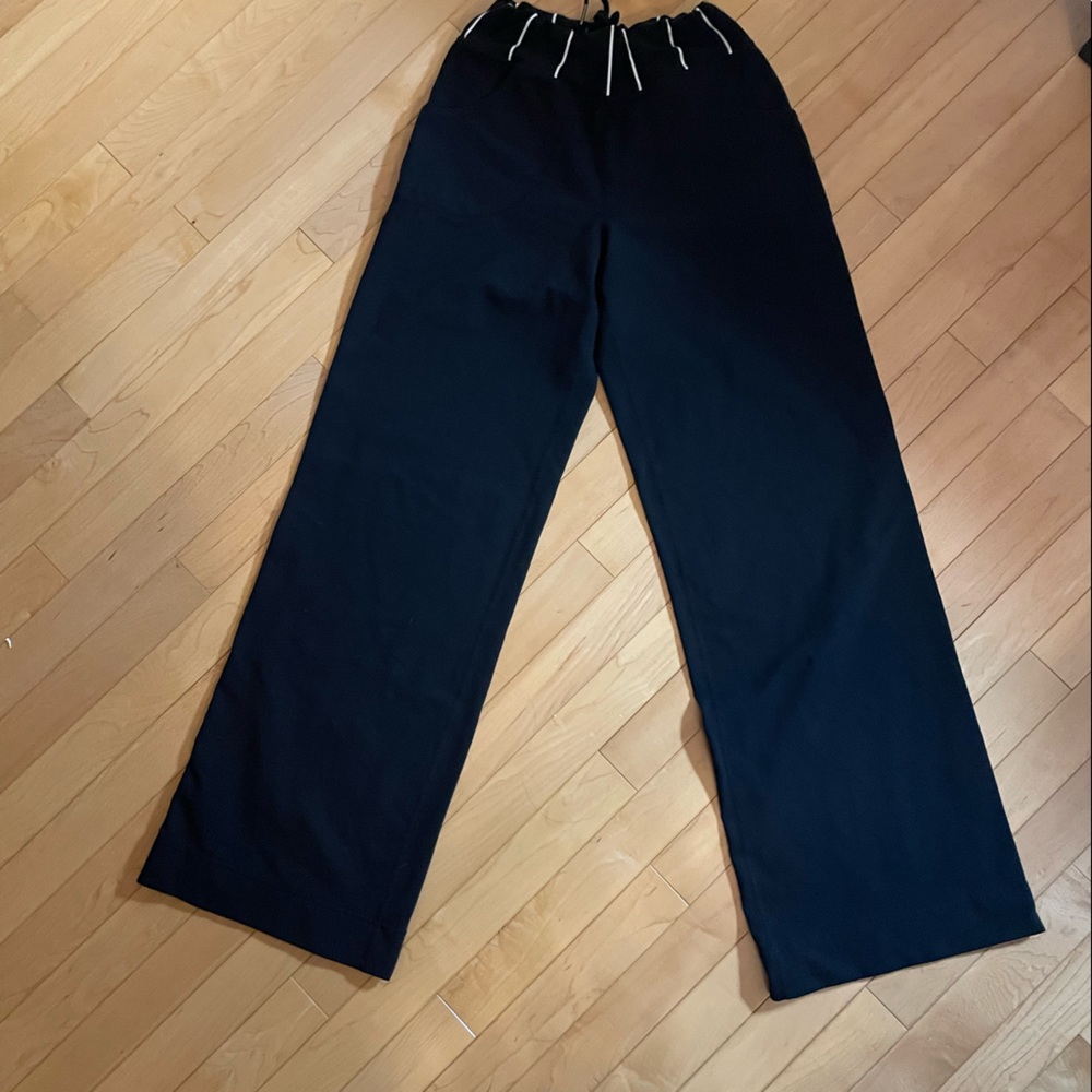 Lululemon pants